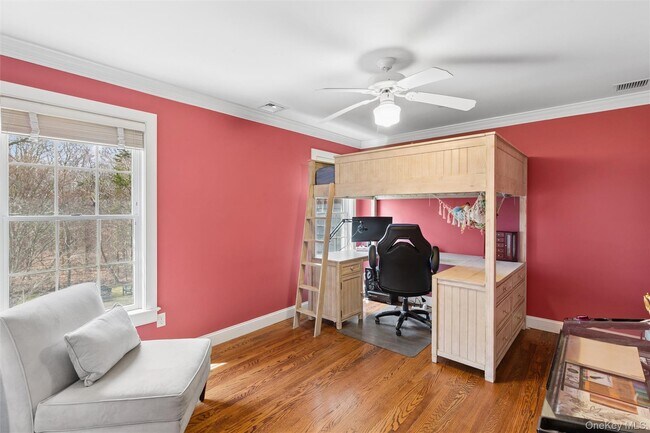 Building Photo - 110 Greenleaf Ln