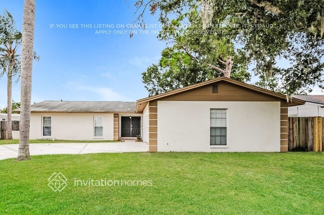 Building Photo - 7513 Meadow Dr