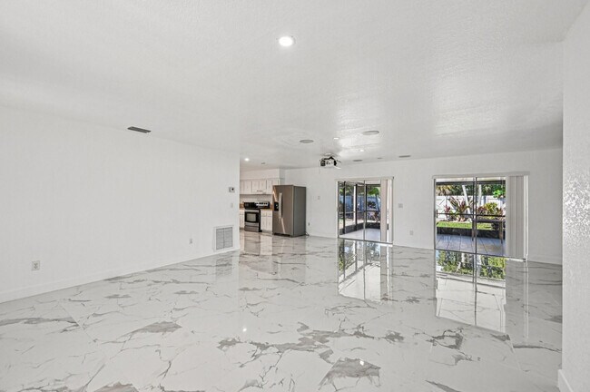 Building Photo - 4549 Baldric St