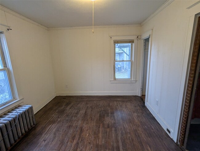 Building Photo - 107 Grant Ave