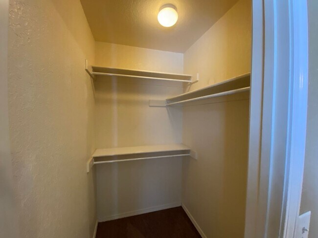 Building Photo - Wonderful Two Bedroom in Elkins AR!