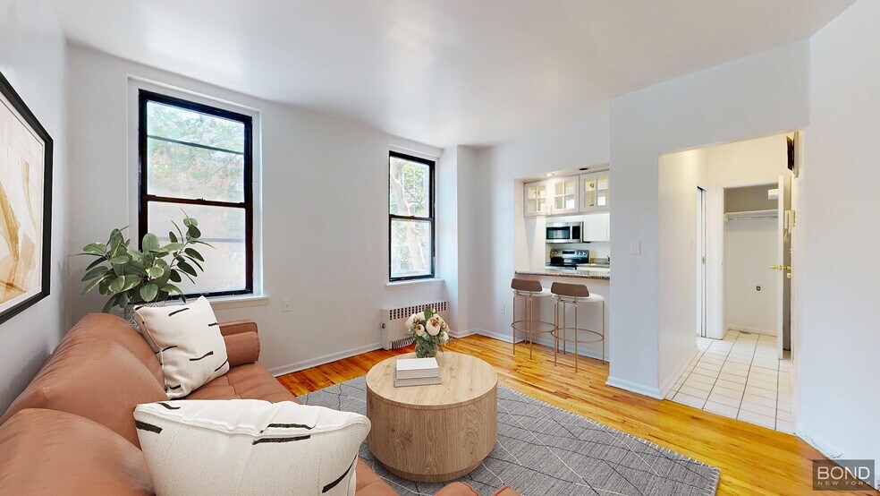 Primary Photo - 78 W 11th St