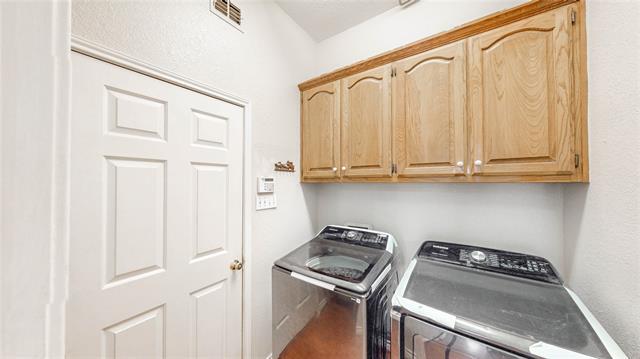 Building Photo - 4650 Dusk Meadow Dr