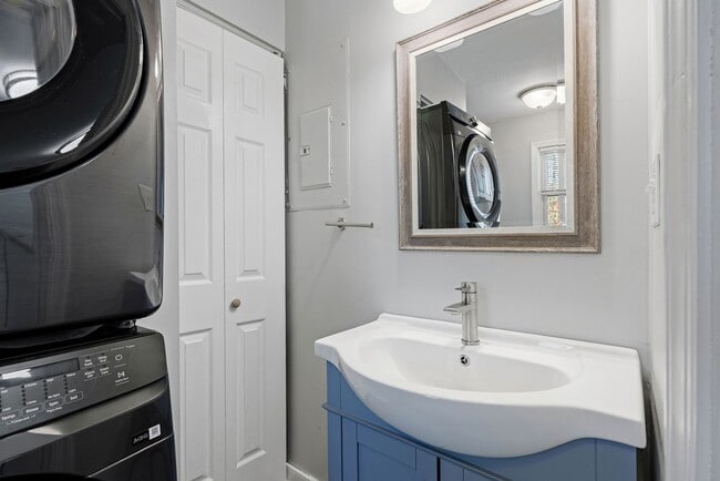 Building Photo - 4 Bedroom Home in Chesterfield County!!!! ***Available Early December***