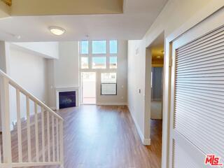 Building Photo - 1041 Glendon Ave