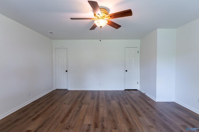 Building Photo - 7513 SW Clubfield Dr