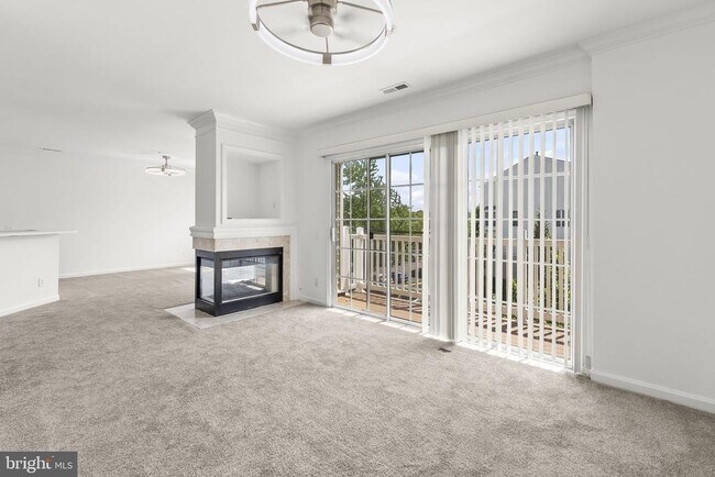 Building Photo - 45490 Whistling Terrace