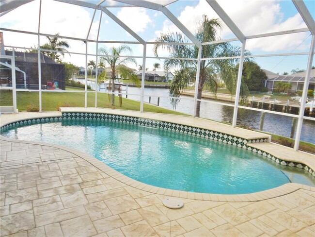 Building Photo - 315 Caicos Dr