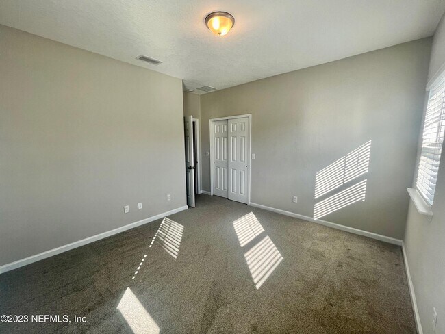 Building Photo - 2117 Hawkeye Pl