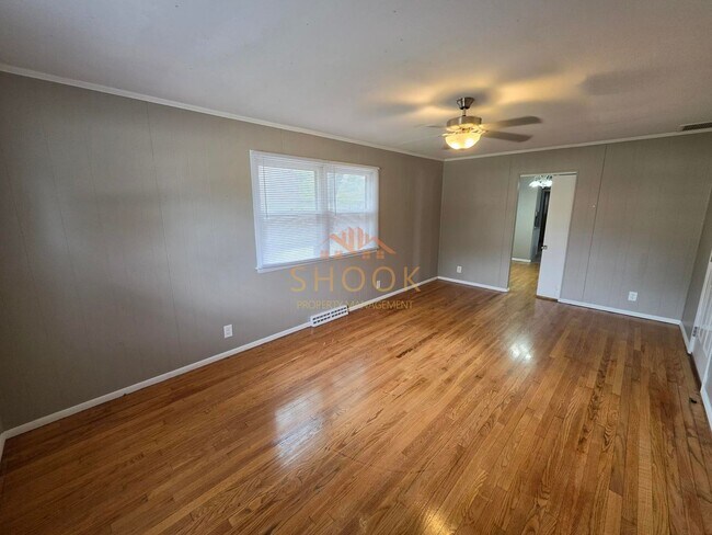 Building Photo - FRESH 4 BR HOME CLOSE TO EVERYTHING IN WEST LAFAYETTE