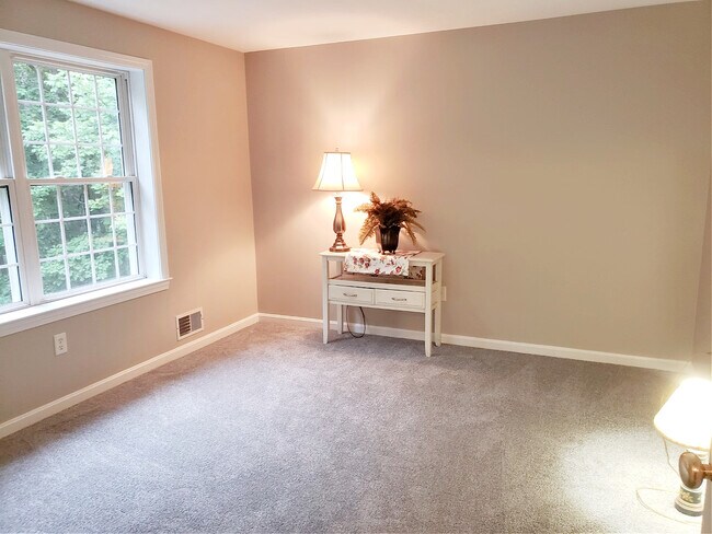 Building Photo - 13 Aldrich St