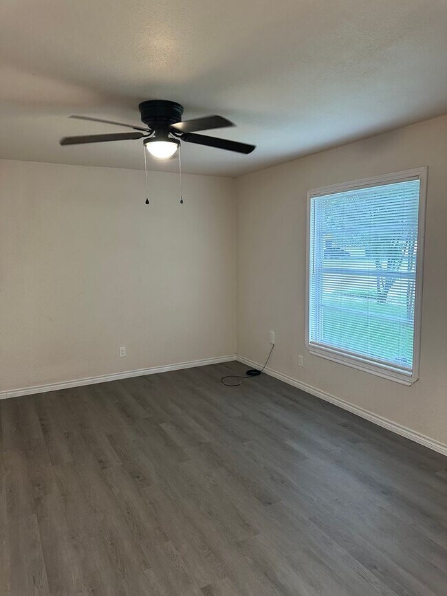 Building Photo - 2bd/1ba in Killeen