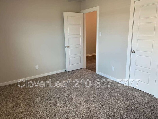 Building Photo - 708 Stonemanor Bay