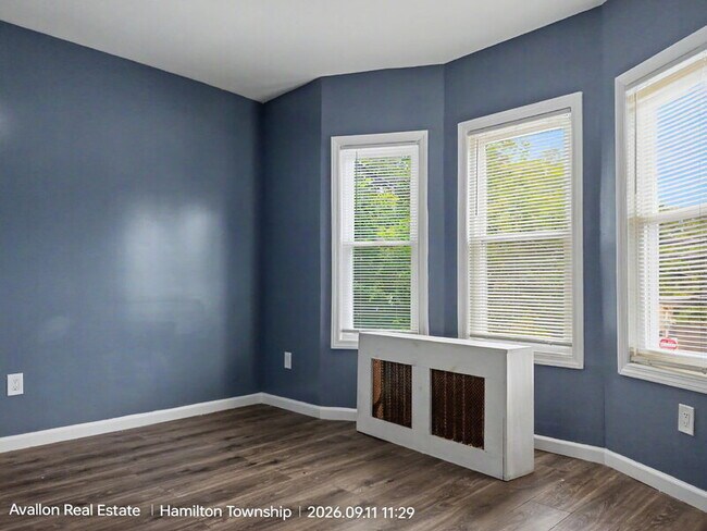 Building Photo - 1275 Hamilton Ave