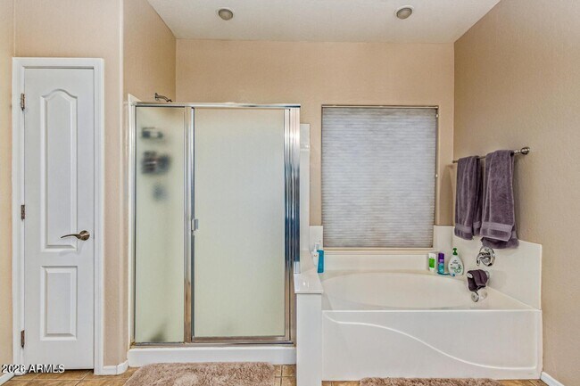 Building Photo - 6551 S 4 Peaks Pl