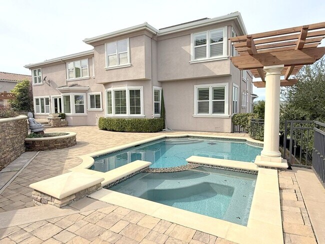 Building Photo - NEW PRICE ! Luxurious & Sought After Home In The Bucolic Hills Of Gated Norris Canyon Estates !