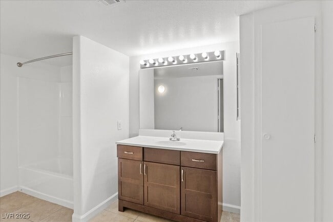 Building Photo - 2300 E Silverado Ranch Blvd