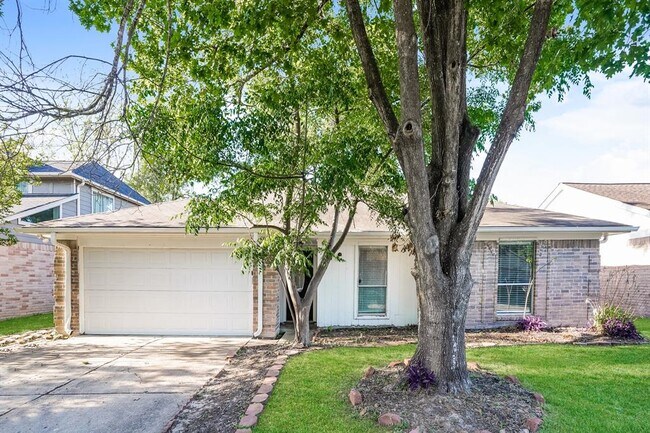 Primary Photo - 16950 Nicole Ln
