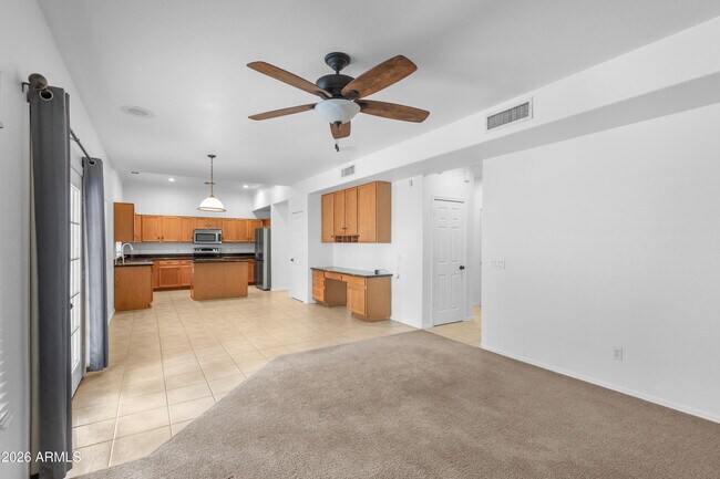 Building Photo - 15623 W Ocotillo Ln