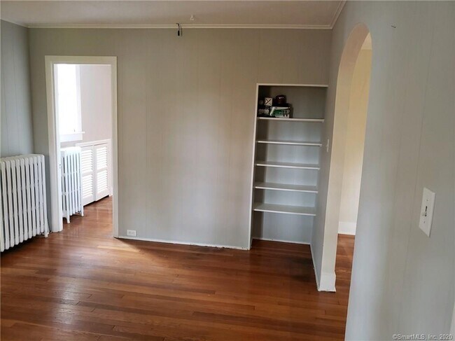 Building Photo - 6466 Main St