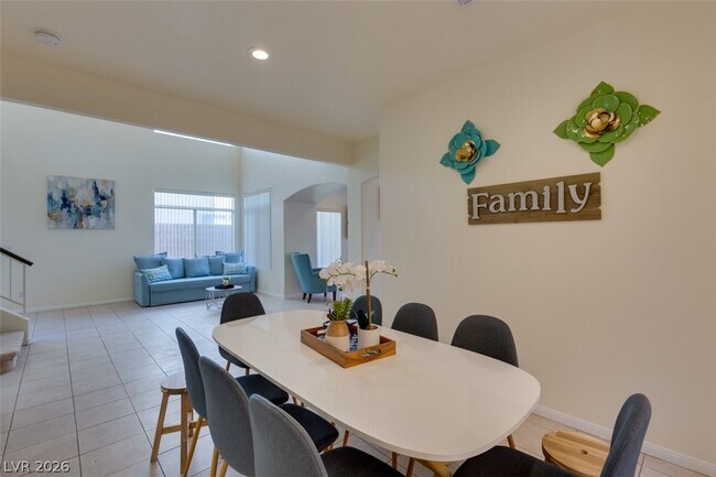 Building Photo - 7886 Blue Brook Dr