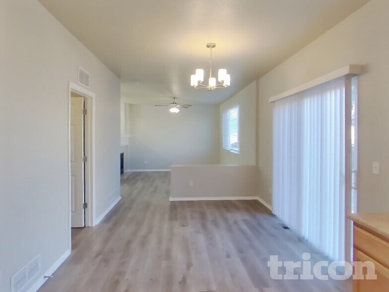 Building Photo - 6782 Camino Del Rey