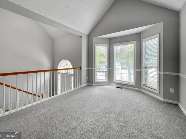 Building Photo - 6825 Wells Ct