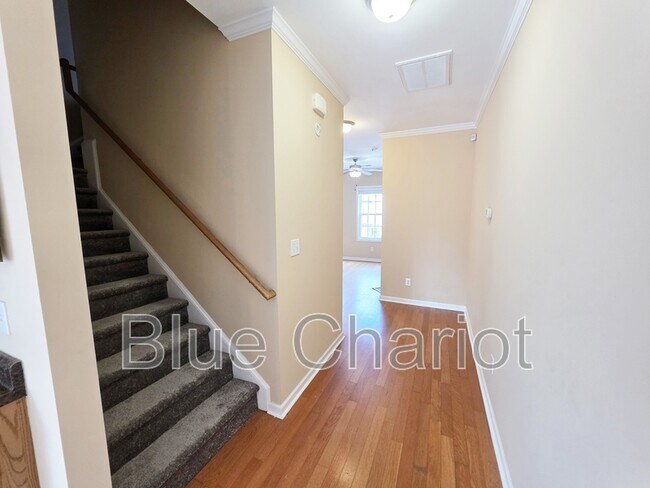Building Photo - 650 Ganyard Farm Way