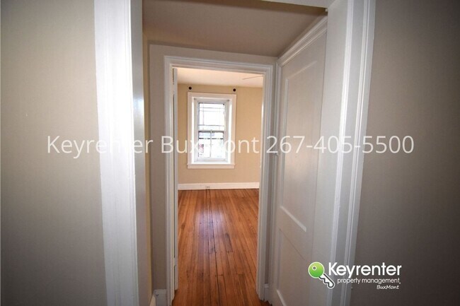 Building Photo - 808 E Willow Grove Ave