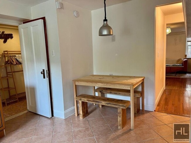 Building Photo - 1 bedroom in BROOKLYN NY 11233