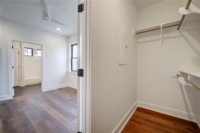 Building Photo - 4312 Tilley St