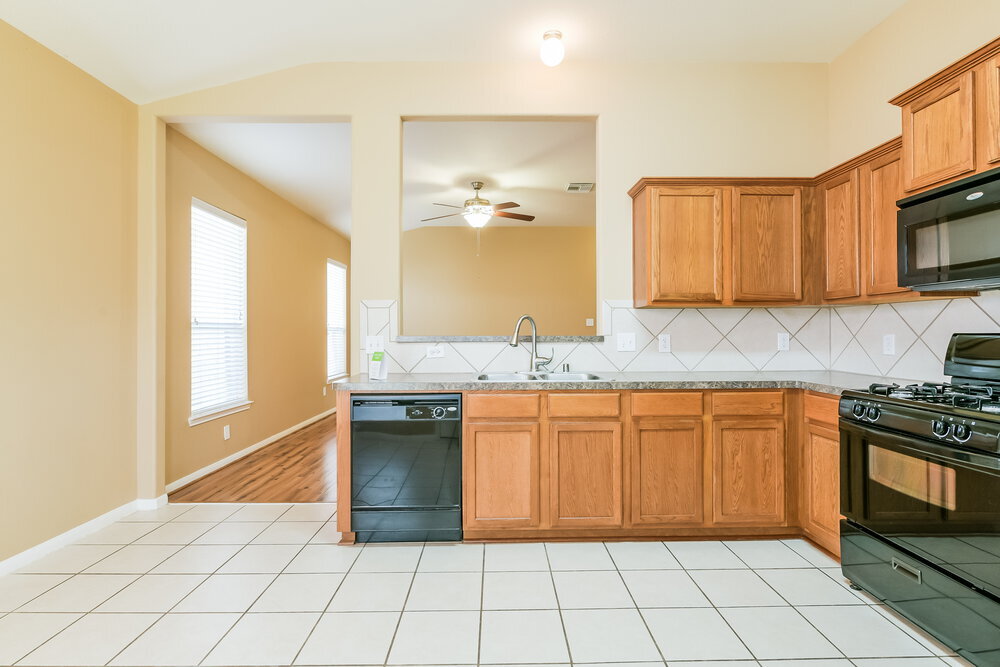 Building Photo - 15538 Anton Dr