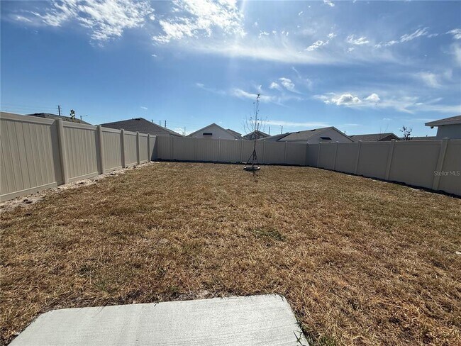 Building Photo - 1926 Sarah St