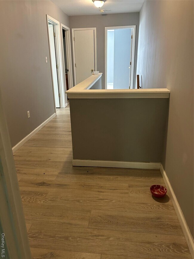 Building Photo - 83 Jordan Ln