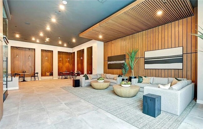 Building Photo - 1204 Rivington