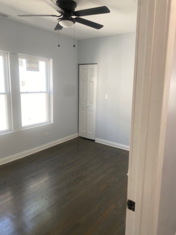 Building Photo - 7240 S Cornell Ave