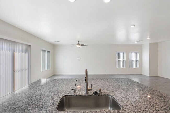 Building Photo - 4 Bedroom, with loft, North Las Vegas Home...