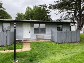 Building Photo - 2000 Indianapolis Rd