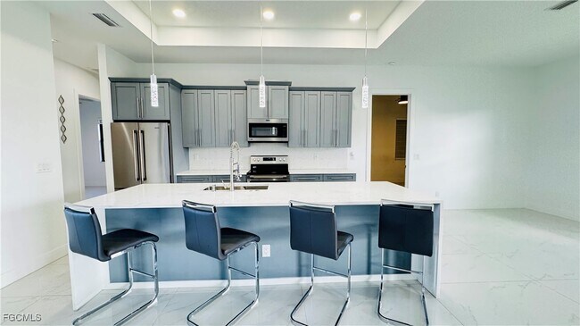 Building Photo - 2713 17th St SW