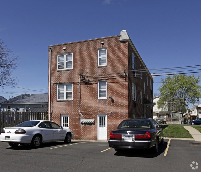 8123 Algon Ave 8123 Algon Ave Philadelphia PA 19152 Apartment Finder