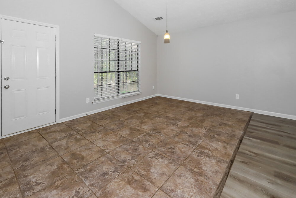 Building Photo - 192 Chase Woods Cir