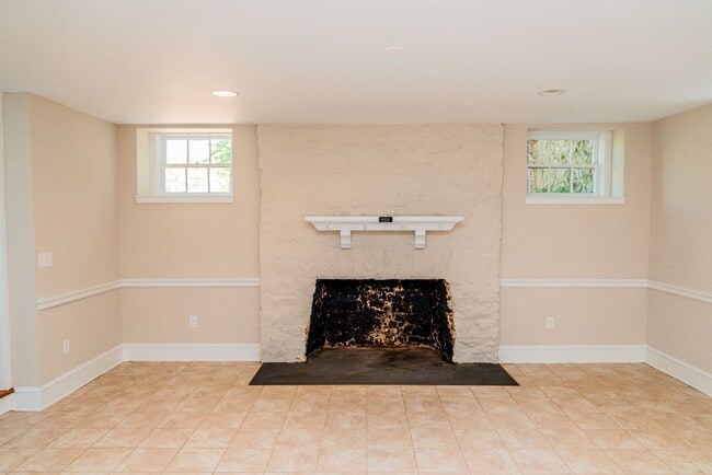 Building Photo - Historic Home Available at Foxhaven Farm