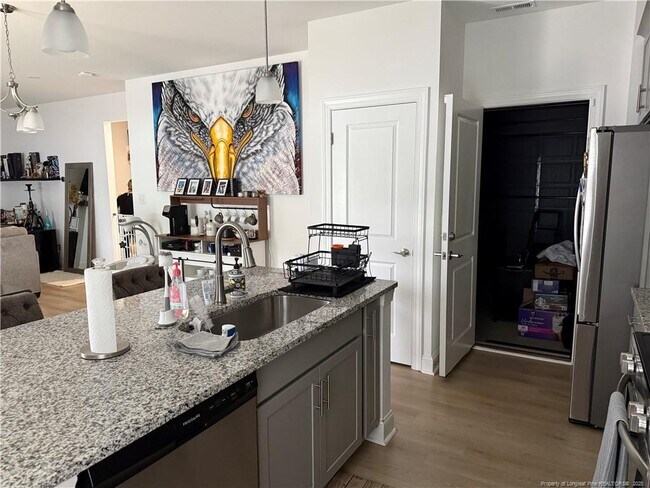 Building Photo - 211 NC-211