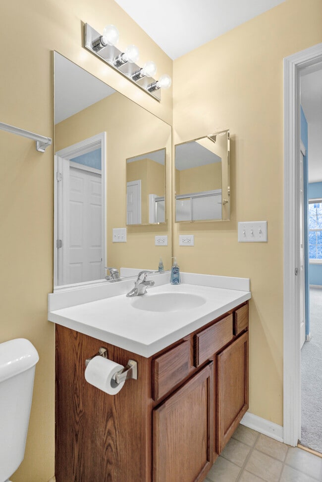 Building Photo - 573 Telluride Dr