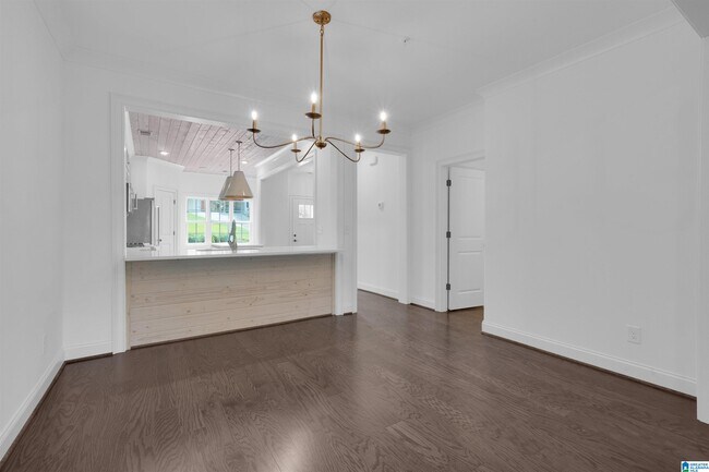 Building Photo - 4228 Oakview Ln