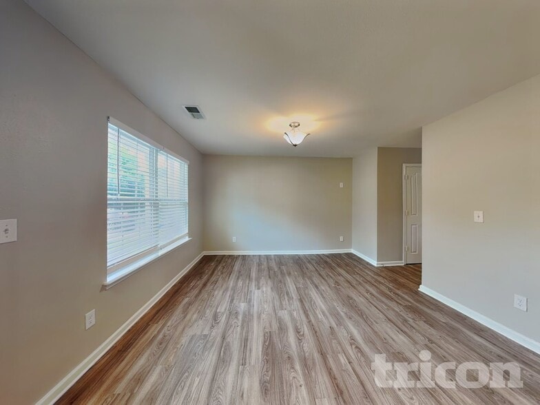 Building Photo - 3879 Williamston Park Ct