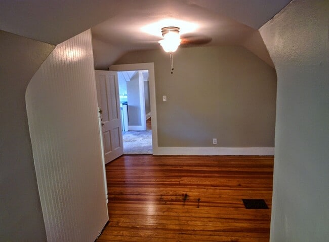 Building Photo - LOCATION LOCATION!! Coveted City Park neighborhood! Move in special $500 off 1st months' rent!