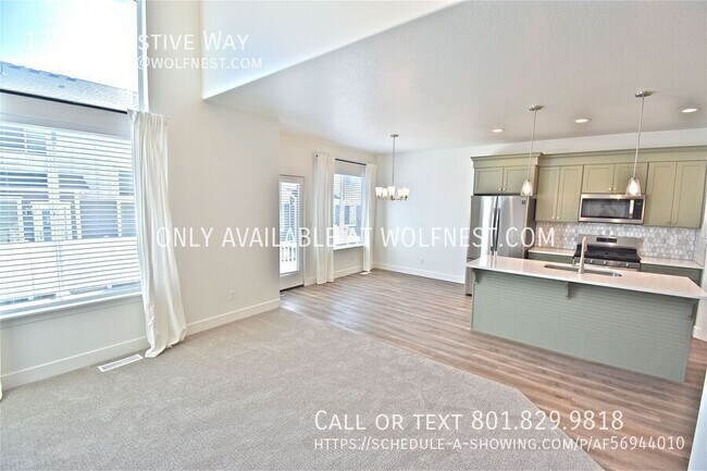 Building Photo - 1754 N Festive Wy