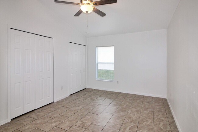 Building Photo - North Port Annual Home for Rent