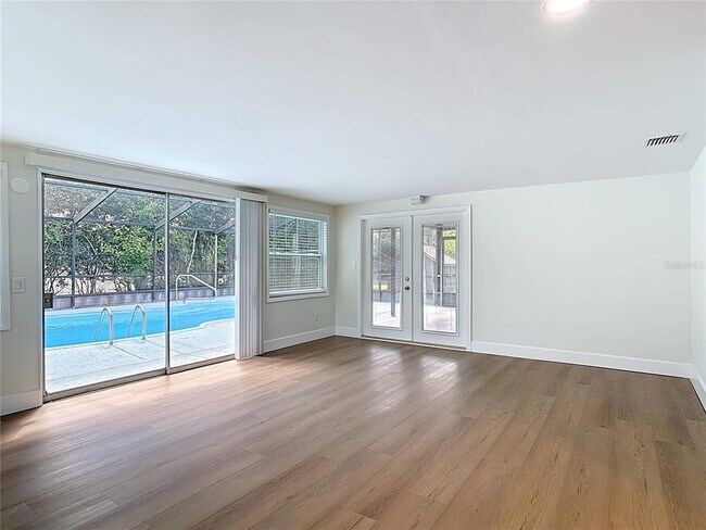 Building Photo - 1415 Frances Dr